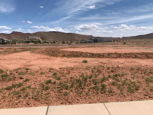 5037 S Resolution Dr #24, Washington, UT 84780