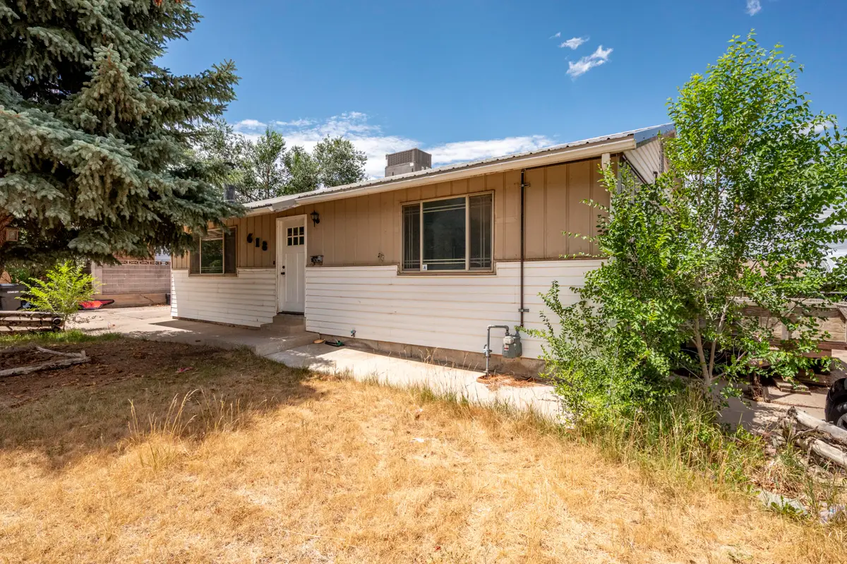 618 S Sunset Dr, Cedar City, UT 84720 - #1