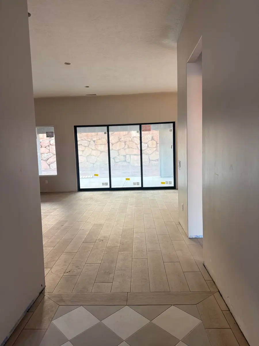 2071 S Clydesdale St, Washington, UT 84780 - #2