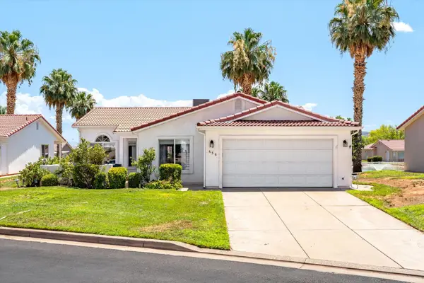 458 E Padre Lakes Dr, Ivins, UT 84738