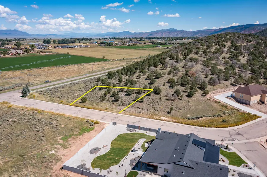 701 S Heritage Hills Dr #33, Parowan, UT 84761 - #2