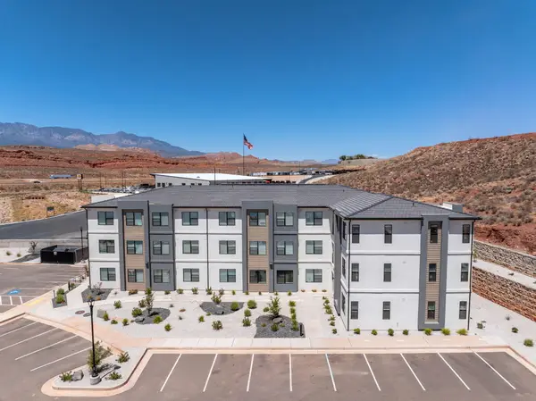226 N Cliff Side Dr #L200, Hurricane, UT 84737