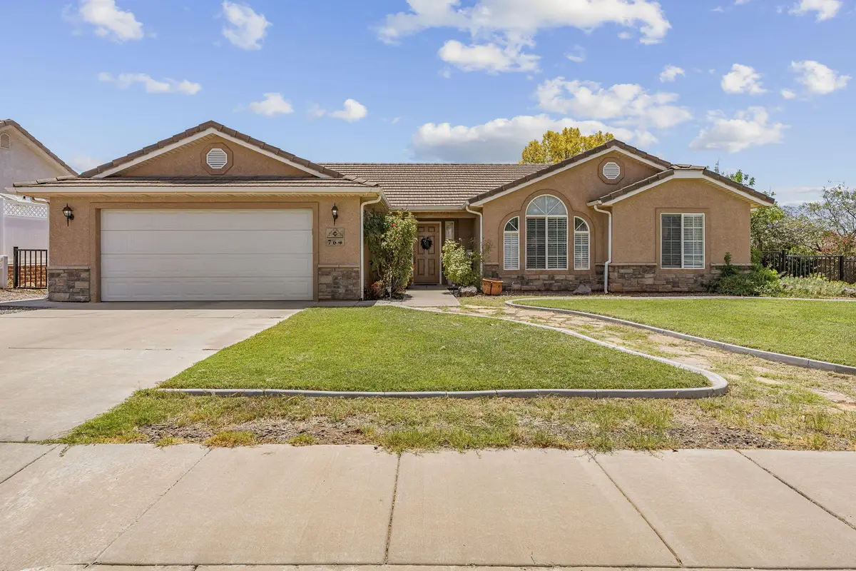 764 E Praya Dr, Ivins, UT 84738 - #1