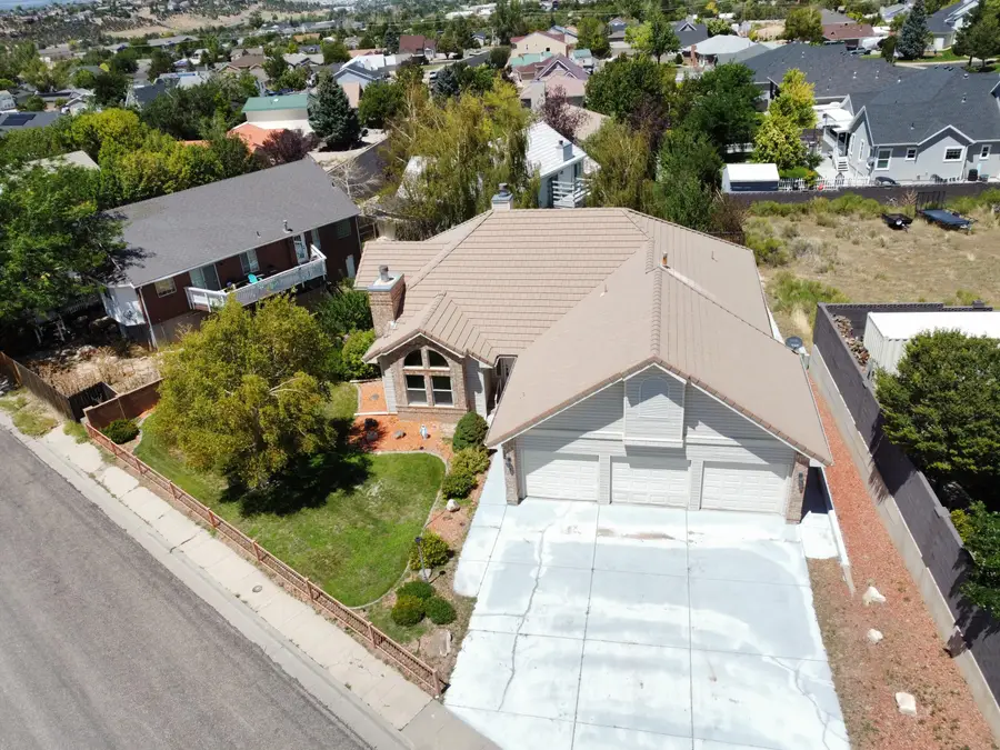 606 W Greens Lake Dr, Cedar City, UT 84720 - #2