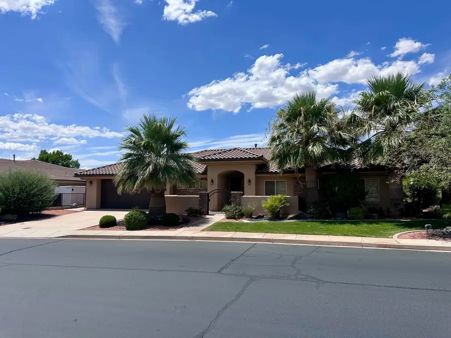 384 S Bella Vista Dr, Washington, UT 84780 - #3