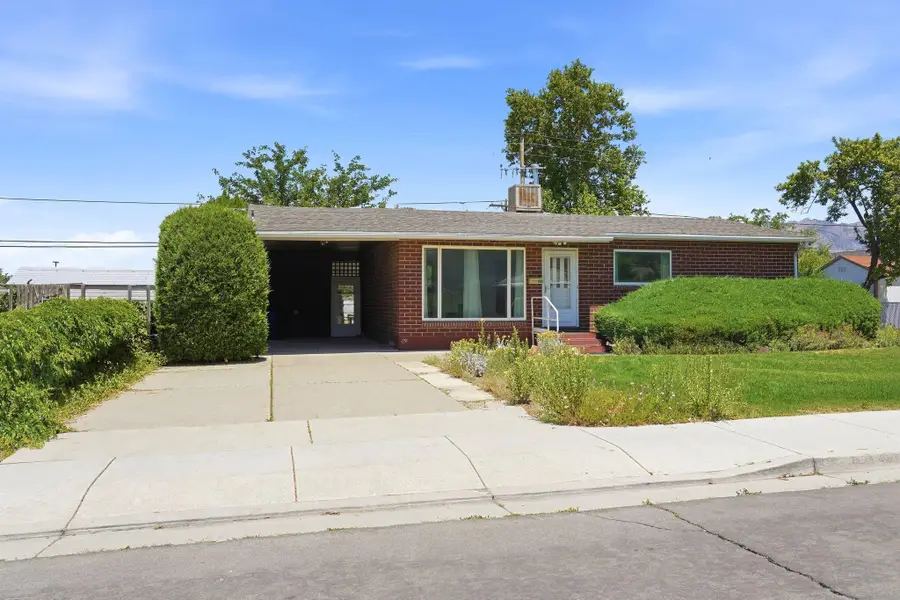 851 E Galena Dr, Sandy, UT 84094 - #2