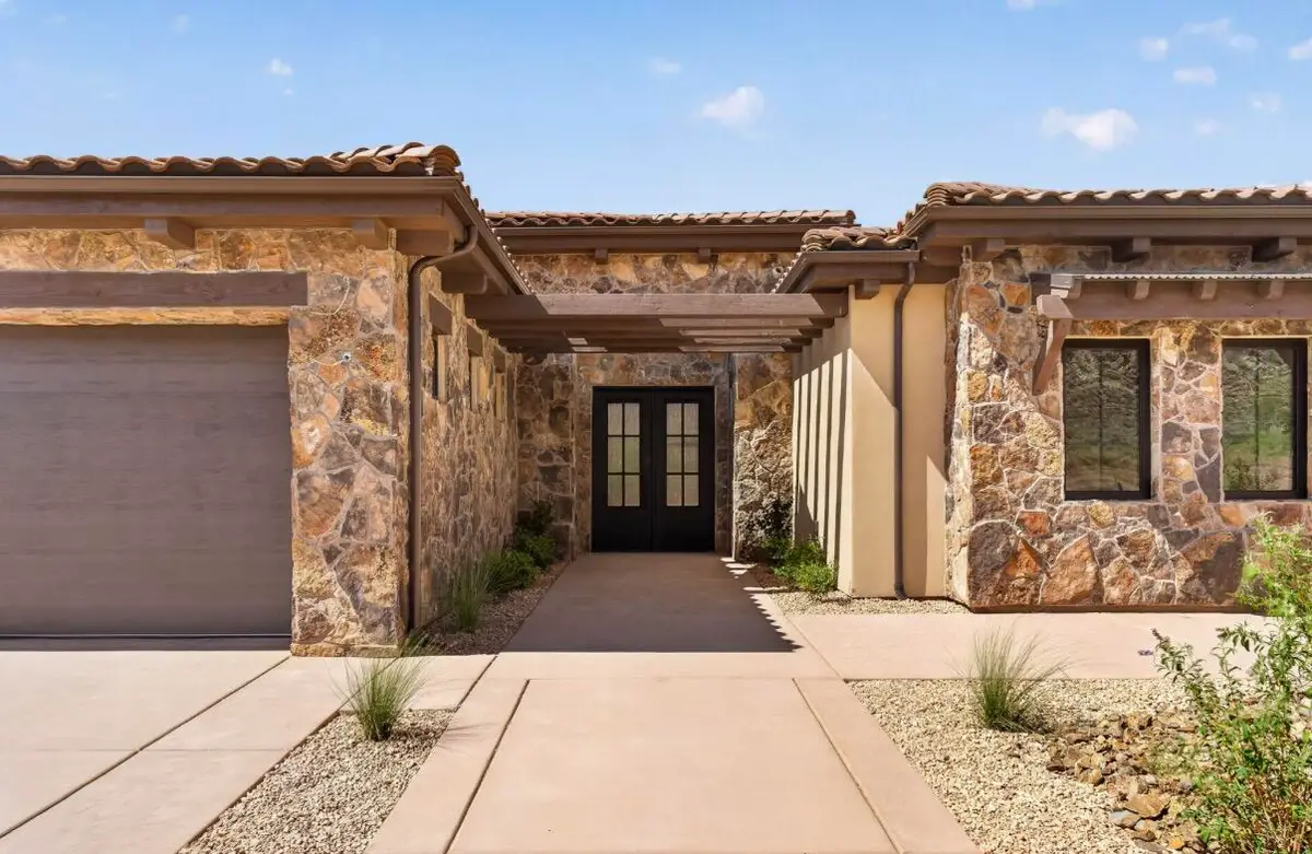 442 E Entrada Dr, Virgin, UT 84779 - #1