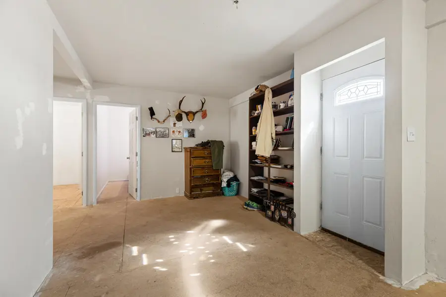 318 S Center St, Enterprise, UT 84725 - #3
