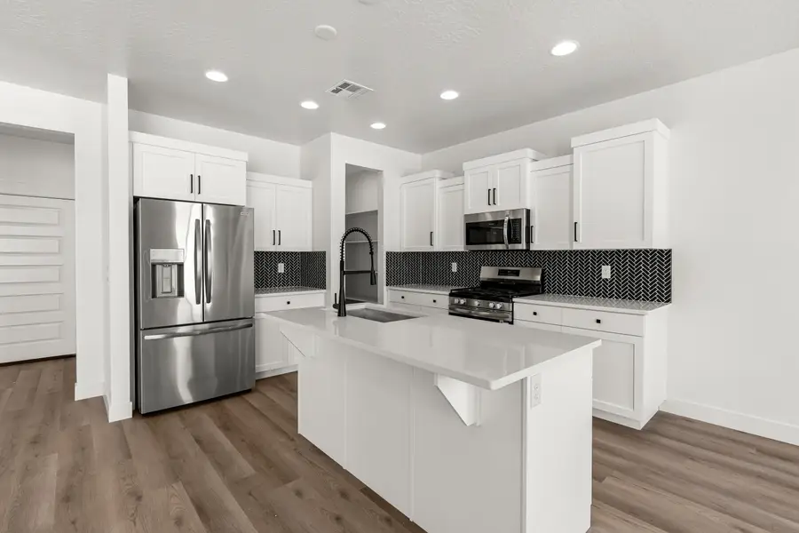 3770 W 1500, Hurricane, UT 84737 - #2