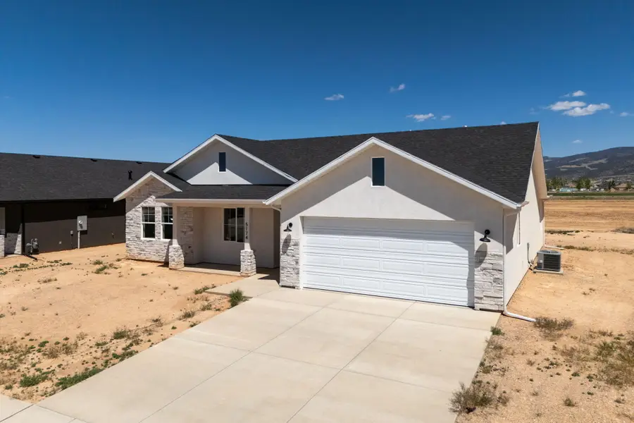 171 W 2725 N St, Cedar City, UT 84721 - #3