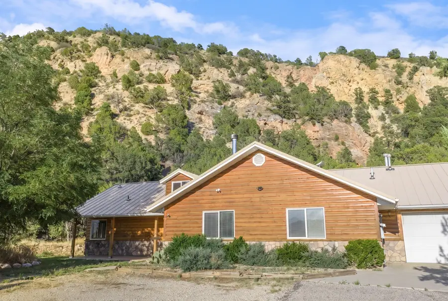4035 E Harmony Ridge Ct, New Harmony, UT 84757 - #3