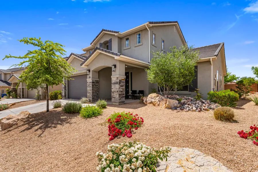 379 N Puerta Dr, Washington, UT 84780 - #3