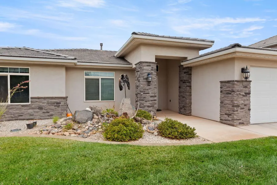 3307 E Holly Dr, Saint George, UT 84790 - #2