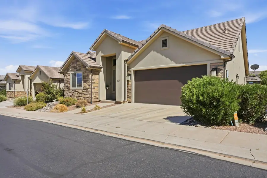 2261 Tonaquint Dr #43, Saint George, UT 84770 - #3