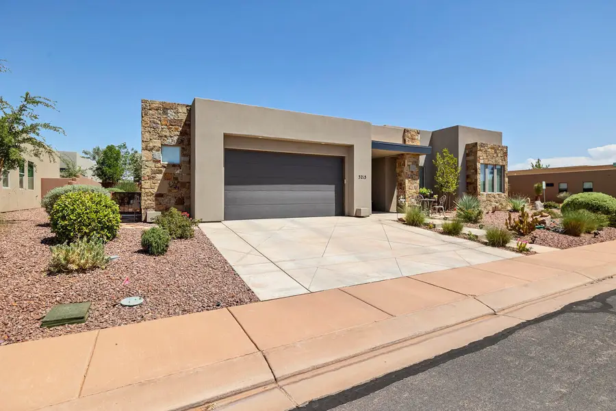 3215 S Sandstone Dr, Hurricane, UT 84737 - #2