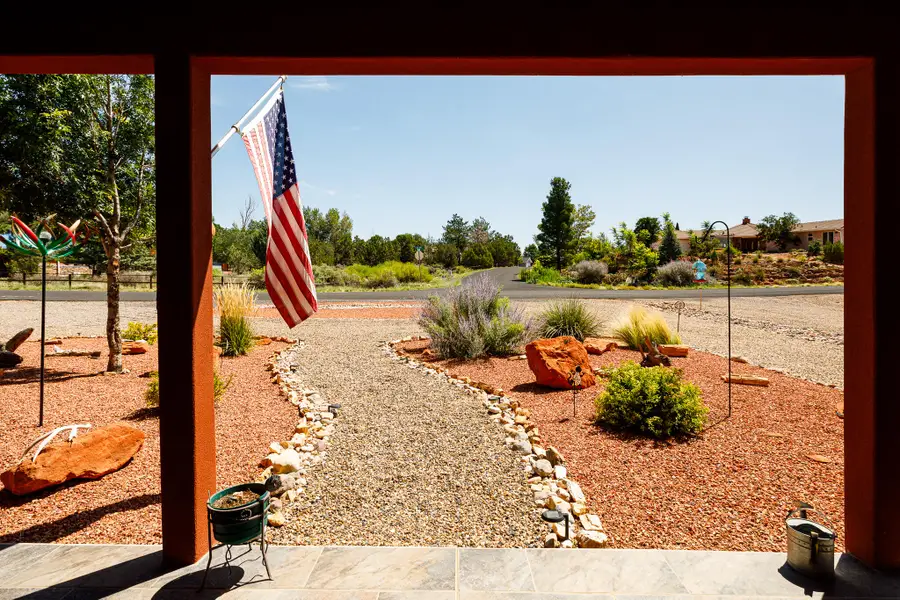1734 S Lee Dr, Kanab, UT 84741 - #3