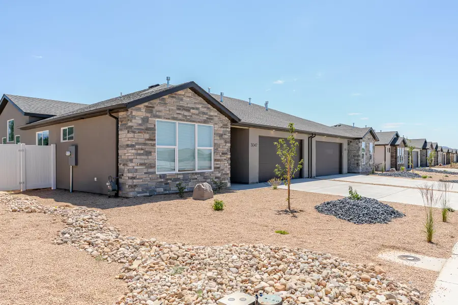 3047 W Ekko View Loop, Cedar City, UT 84721 - #2