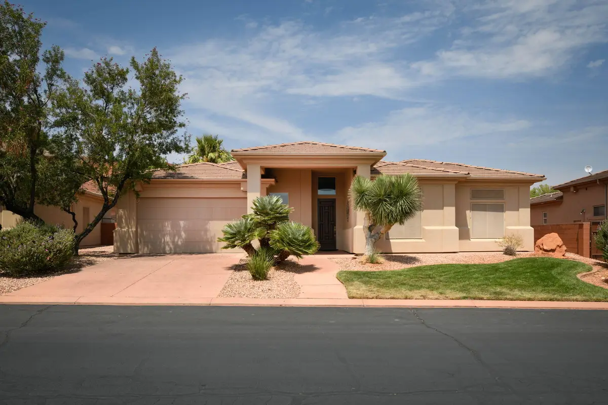 1683 N Great Basin Dr, Saint George, UT 84770 - #1