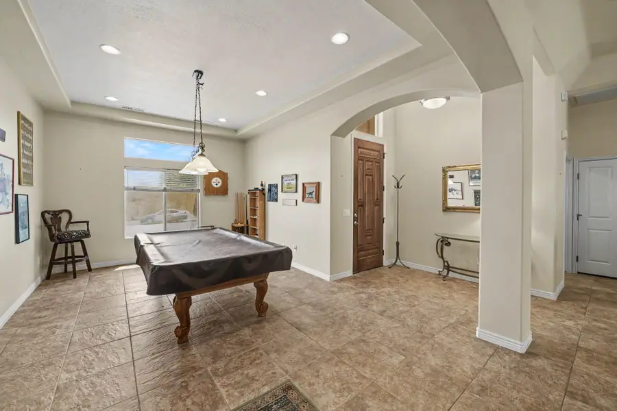 1683 N Great Basin Dr, Saint George, UT 84770 - #2