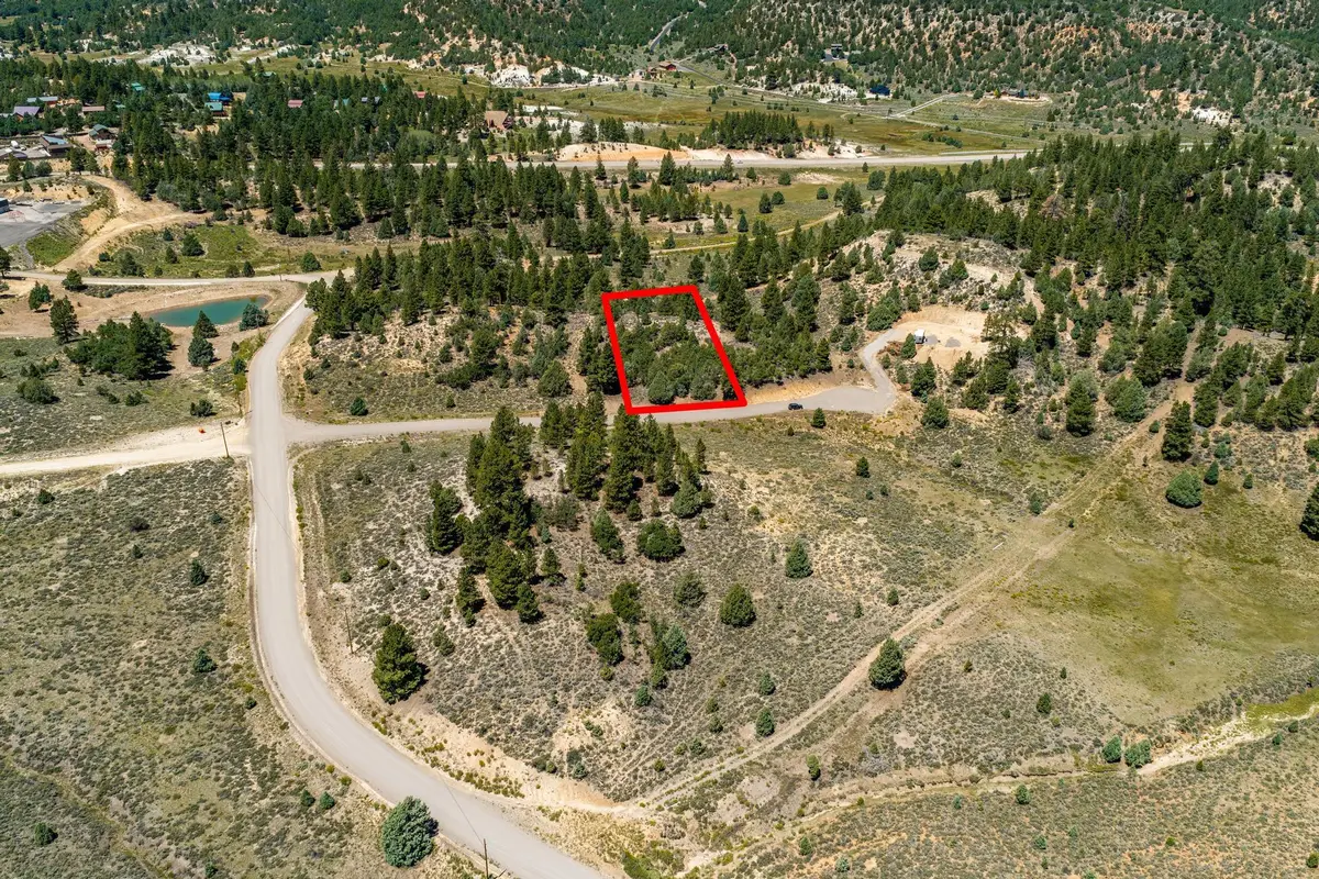 2635 N Carter Circle Dr, Alton, UT 84710 - #1