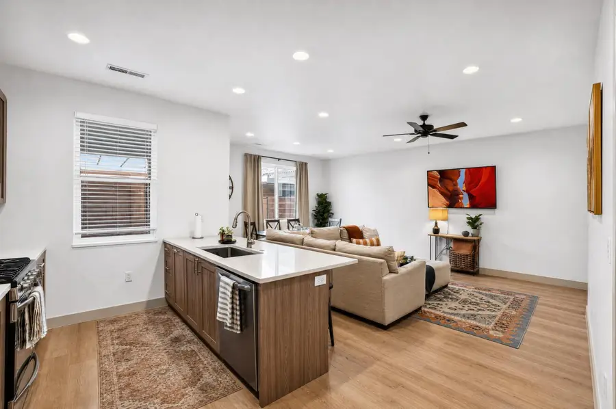 960 Heritage Dr #52, Santa Clara, UT 84765 - #3