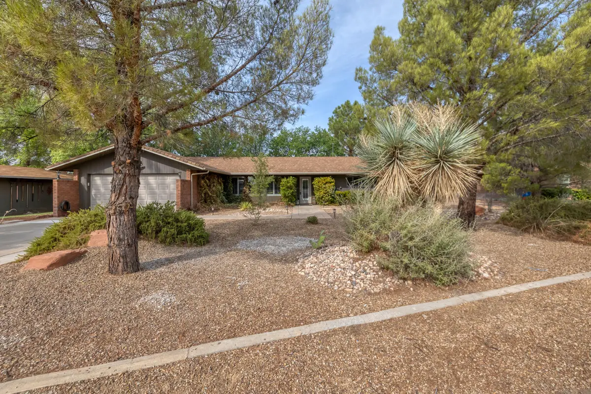 3356 Chaparral Dr, Saint George, UT 84790 - #1