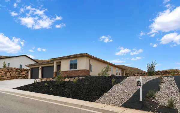 1566 E Centaurus Way, Washington, UT 84780