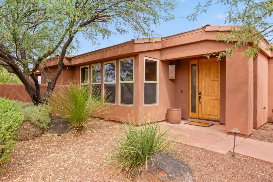 2590 Pioneer Parkway #6F, Santa Clara, UT 84765 - #2