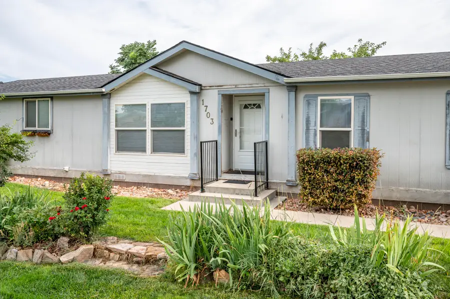 1703 Old Mill Rd, Enoch, UT 84721 - #3
