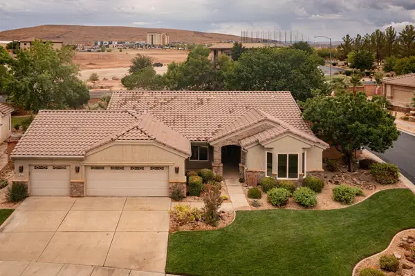 4475 S Round Hill Dr, St George, UT 84790