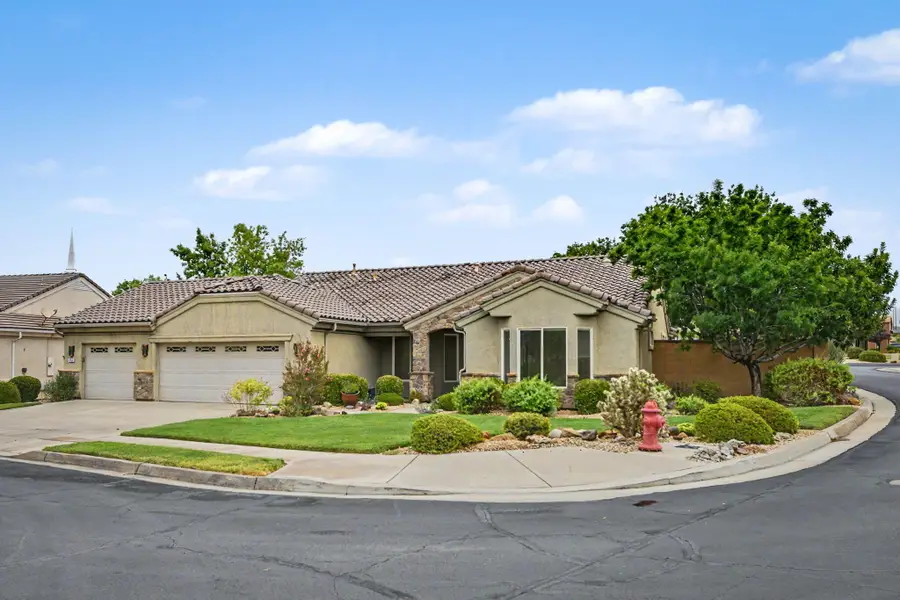 4475 S Round Hill Dr, Saint George, UT 84790 - #3