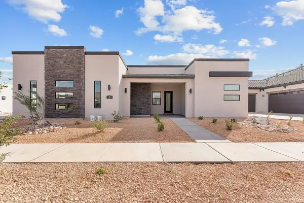 707 W Spring Lily Dr, St George, UT 84790