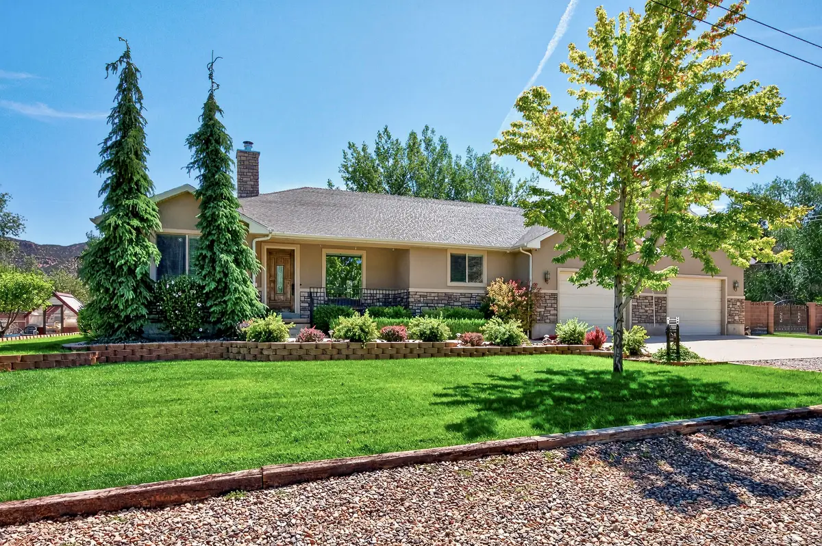 227 E 100, Paragonah, UT 84760 - #1