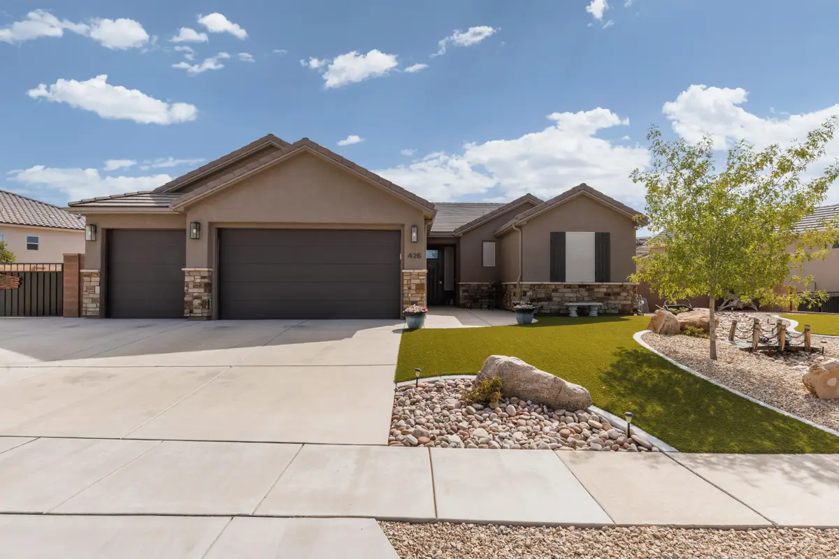 426 N Sage Grouse Dr, Washington, UT 84780 - #1