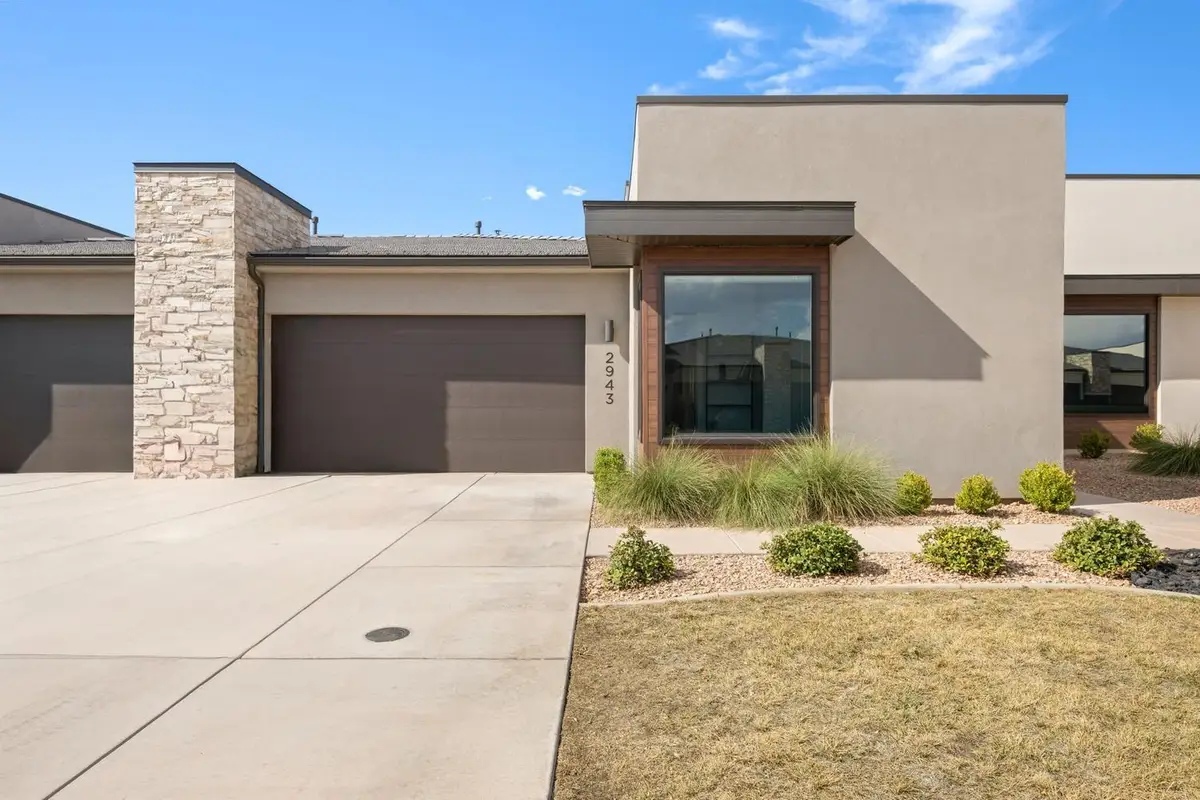 2943 E Snowberry Dr, Saint George, UT 84790 - #1