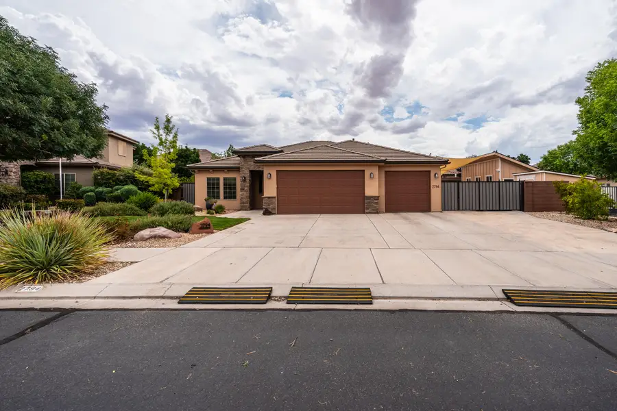 2794 E Carmine Dr, Saint George, UT 84790 - #2