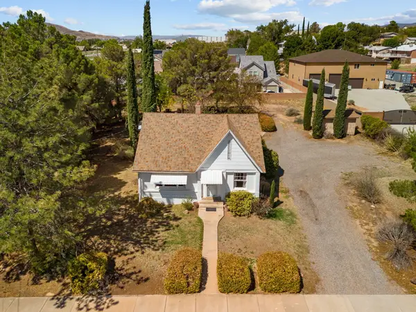 235 N 200, Hurricane, UT 84737
