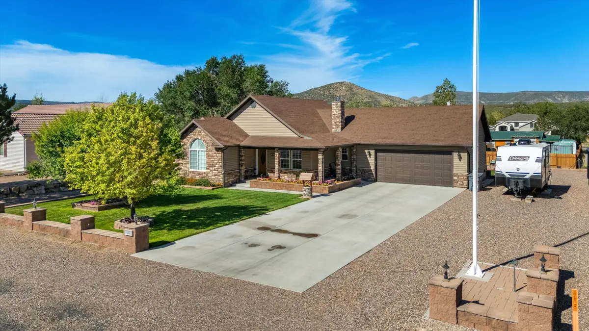522 S 200 East St, Enterprise, UT 84725 - #1