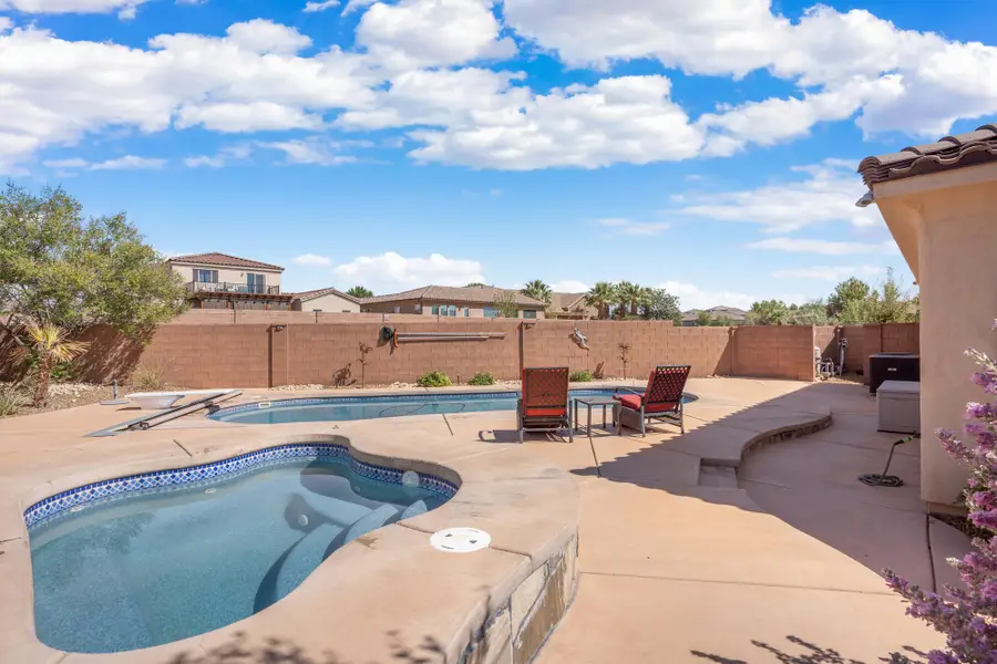 2477 S 4240 West Cir, Hurricane, UT 84737 - #3