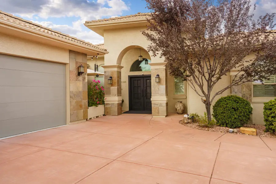 1166 W Birchwood Dr, Washington, UT 84780 - #2