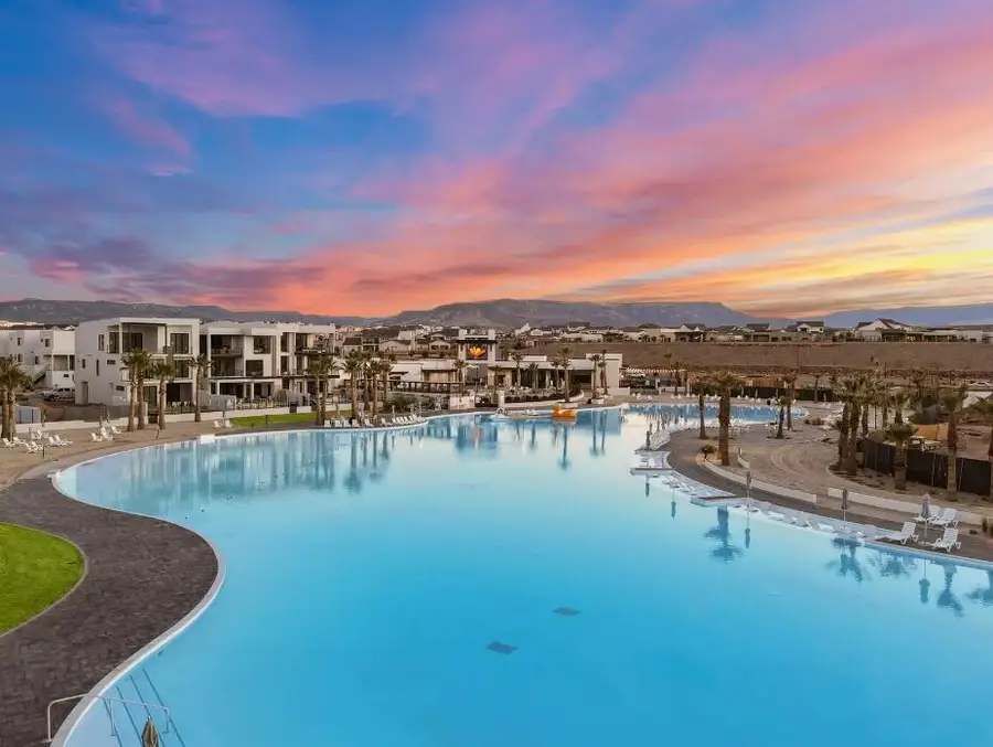 5394 S Persian Ln, Saint George, UT 84790 - #2