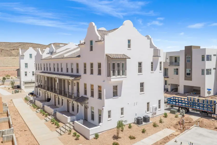 720 W Vista Sur Ln #16, Saint George, UT 84790 - #2