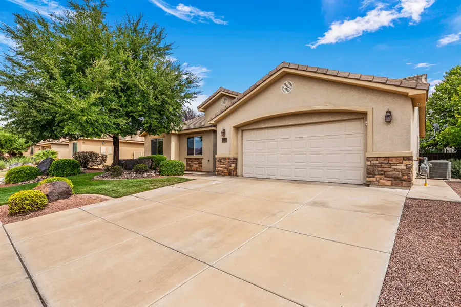 1324 N 2130 St, Saint George, UT 84770 - #3