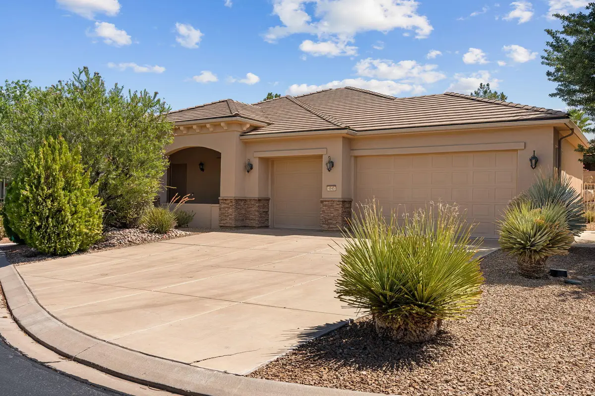 4945 Accolade Cir, Saint George, UT 84790 - #1