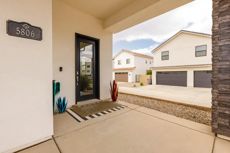 5806 S Garnet Dr, Saint George, UT 84790 - #3