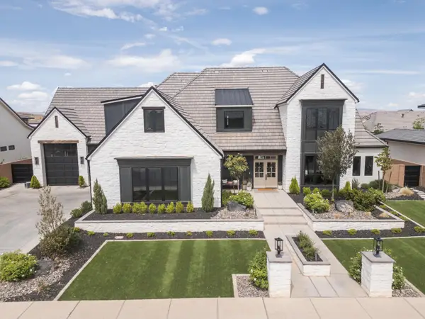 2167 E Fieldstone Dr, St George, UT 84790