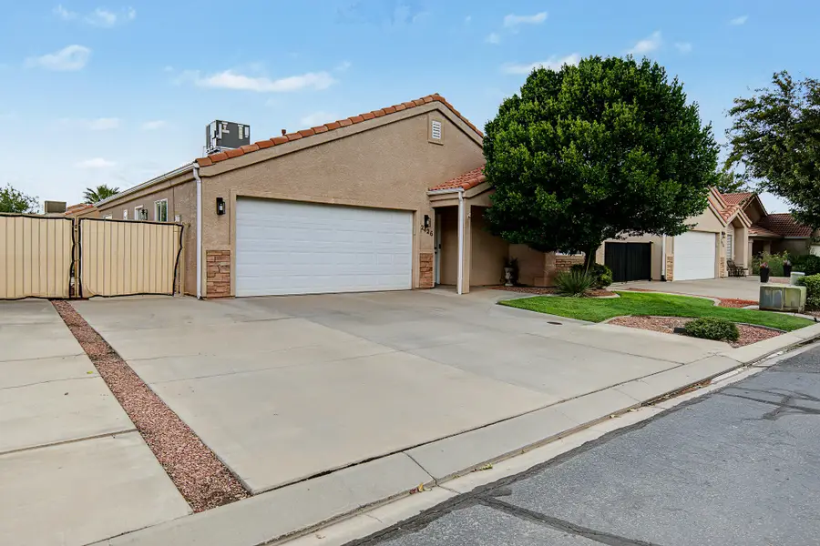 2426 S 770, Hurricane, UT 84737 - #2