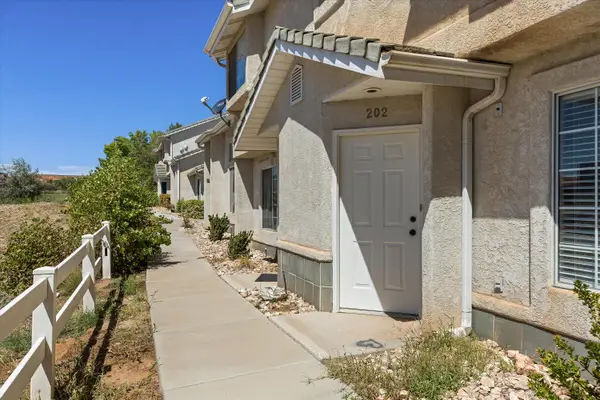 684 W Buena Vista Blvd #202, Washington, UT 84780