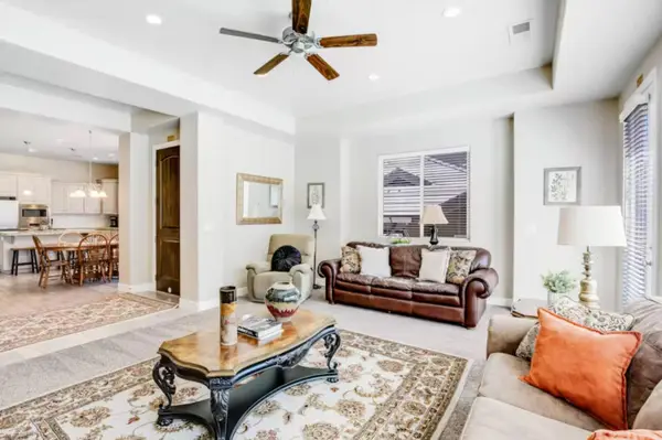 2061 N Pebble Beach Dr, Washington, UT 84780