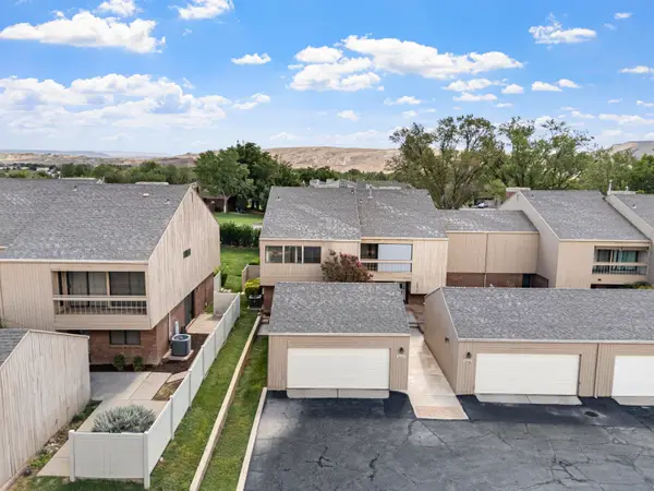 3470 S Chaparral Dr, St George, UT 84790